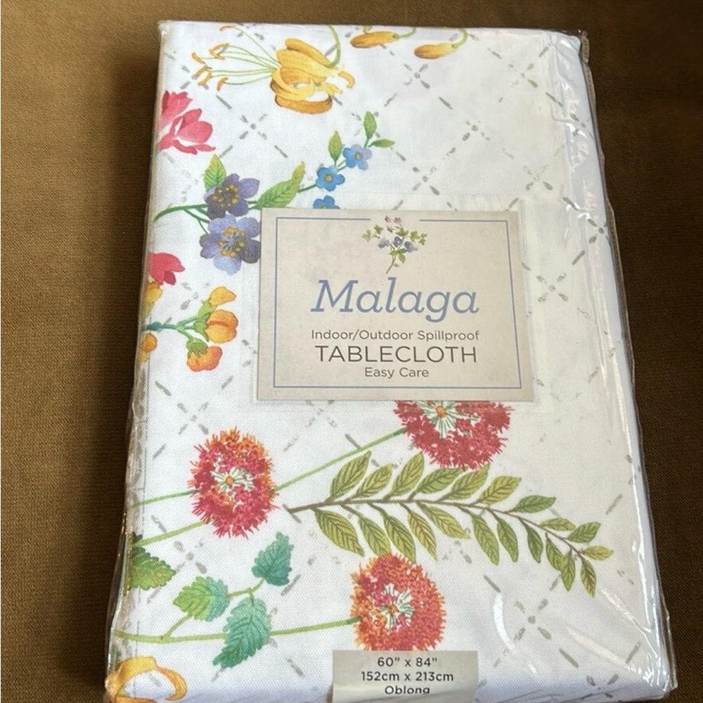 Benson Mills Floral Dahlia Print Spring Summer Dining Tablecloth 60”x84” New
